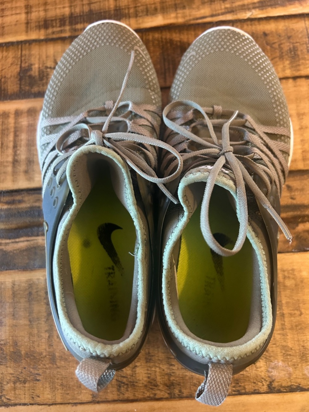 ⚡SALE Women’s NIKE Free TR Trainer Army Green Shoes - Size 8.5 - Picture 13 of 13